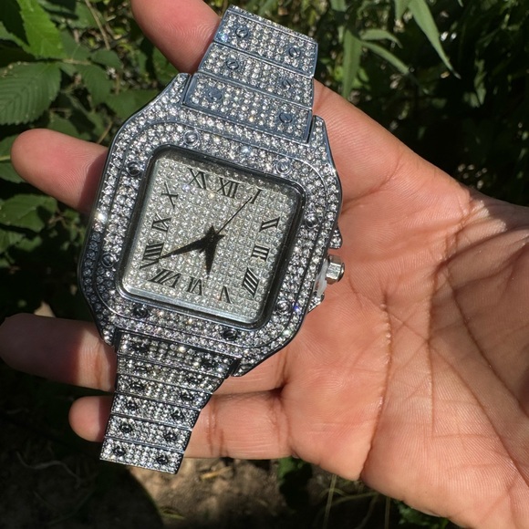 Silver icy Watch 🥶 it’s getting cold in here ❄️ - Picture 3 of 3